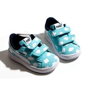 Smash V2 Cloud Sneaker size 5 UNISEX